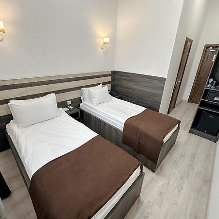 فندق Infinity Plaza Block 1 أتيراو المظهر الخارجي الصورة