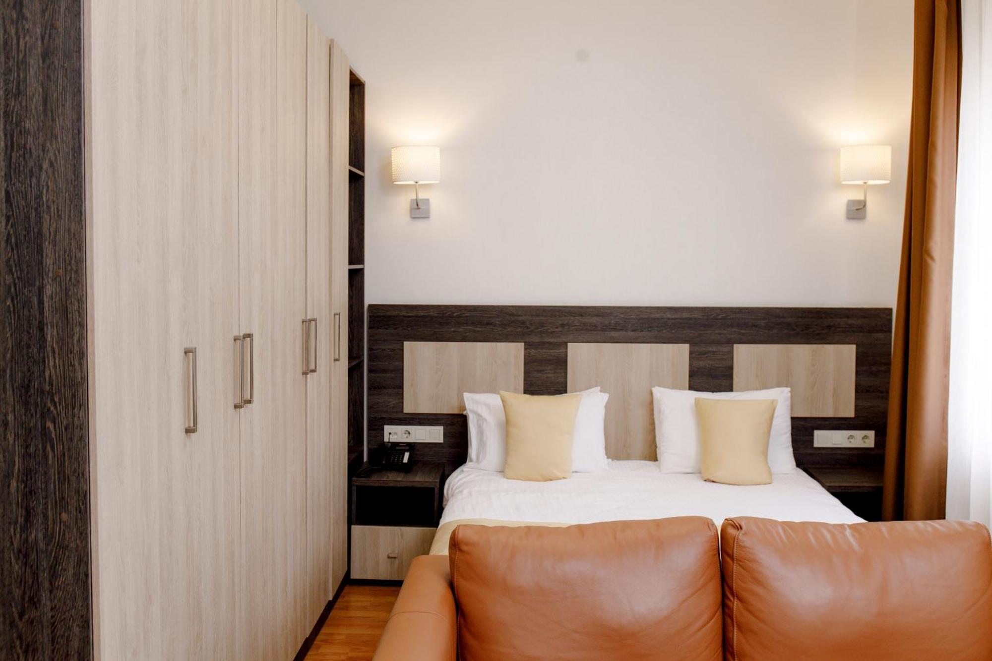 فندق Infinity Plaza Block 1 أتيراو المظهر الخارجي الصورة