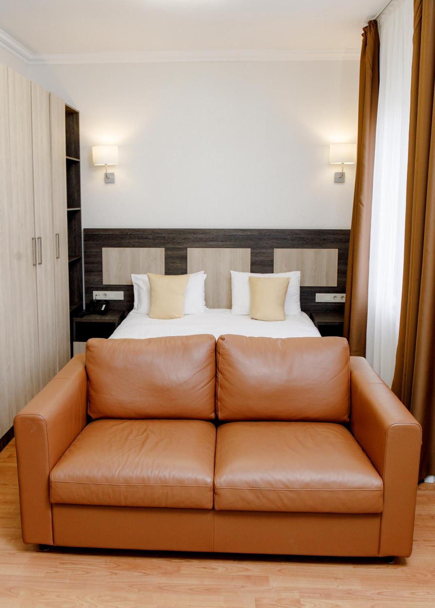 فندق Infinity Plaza Block 1 أتيراو المظهر الخارجي الصورة